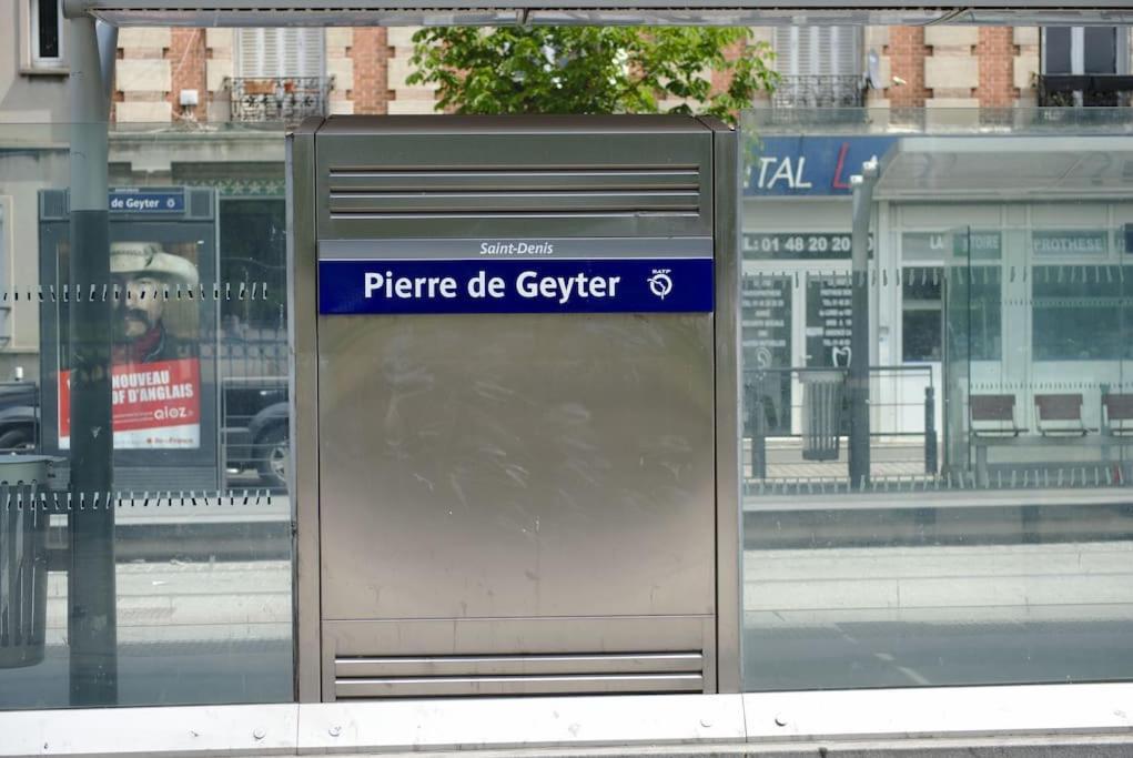 2 Pieces Lumineux A 5 Min A Pied Stade De France Saint-Denis  Exteriör bild